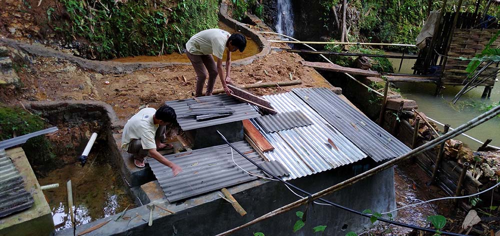 KKN di Kab. Tasikmalaya, Mahasiswa ITB Bangun Instalasi Pipa Air dan Maksimalkan Potensi Sumber Air Bersih