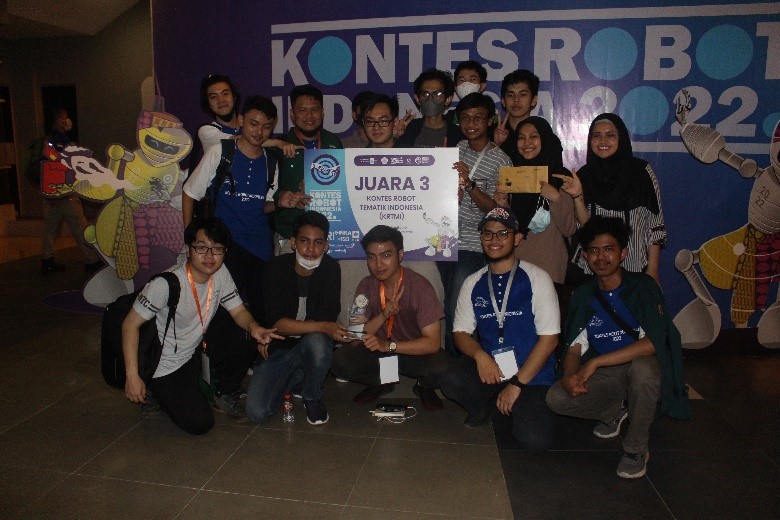 itb-won-two-awards-at-the-2022-indonesia-robotics-competition
