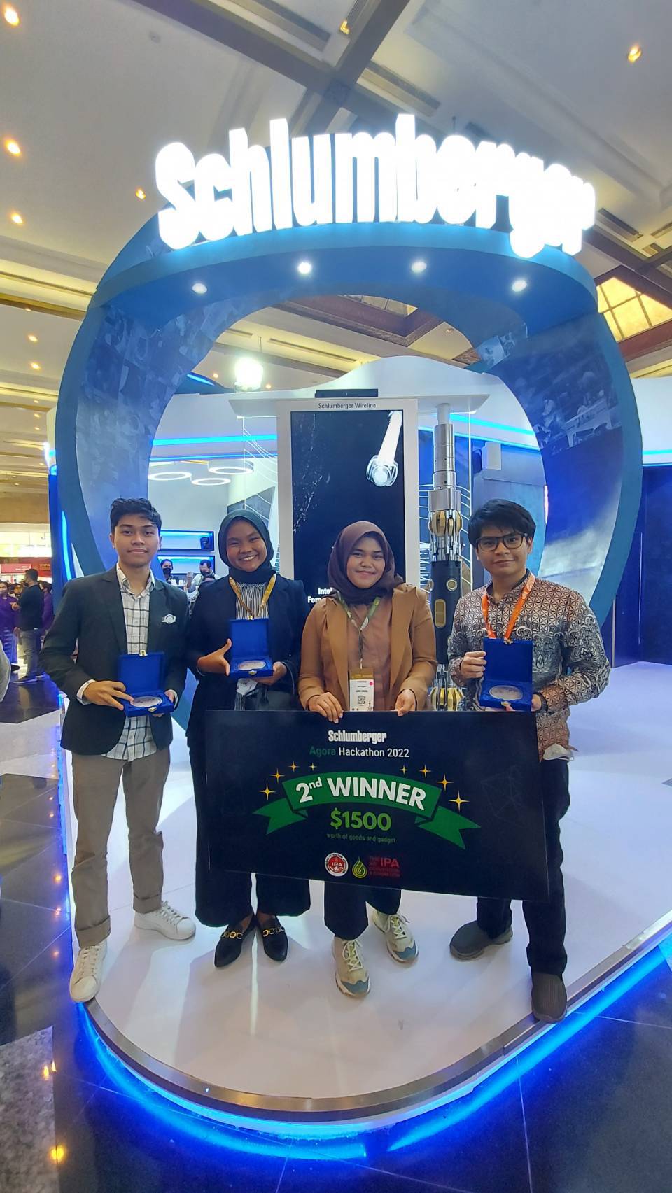 smart-camera-surveillance-system-itb-student-developers-achieved-2nd-place-on-the-schlumberger-agora-hackathon-2022