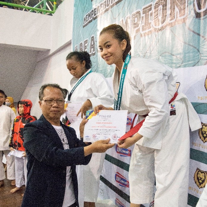 itb-fad-student-wins-karate-championship