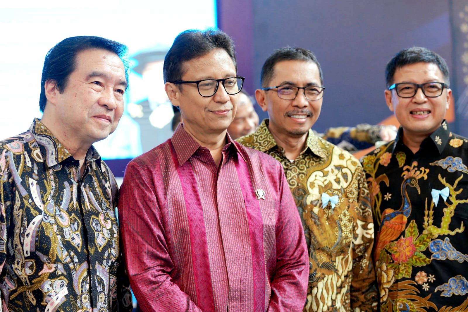 the-minister-of-health-budi-gunadi-attended-the-scientific-oration-of-professors-of-itb