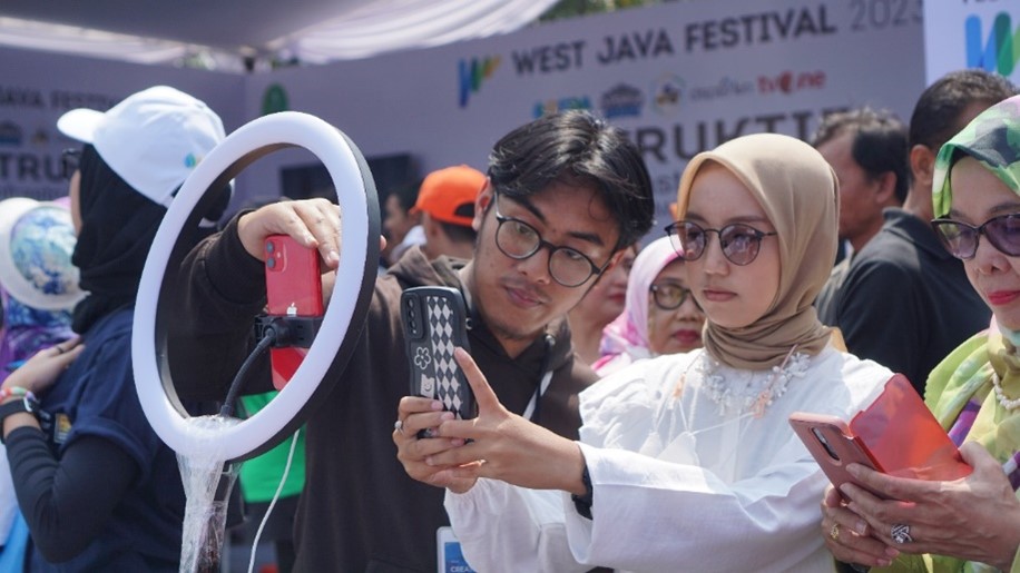 Produksi Konten Kilat di West Java Festival 2023, Mahasiswa ITB Raih Juara 3 FestruktifGaze