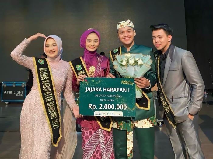 itb-student-wins-1st-runner-up-in-the-selection-of-mojang-jajaka-for-bandung-regency-2023