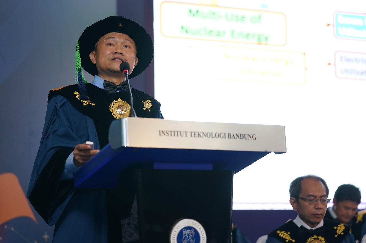 Orasi Ilmiah Prof. Sidik Permana: Peran Vital Energi Nuklir dalam Mewujudkan Zero Emisi di Indonesia