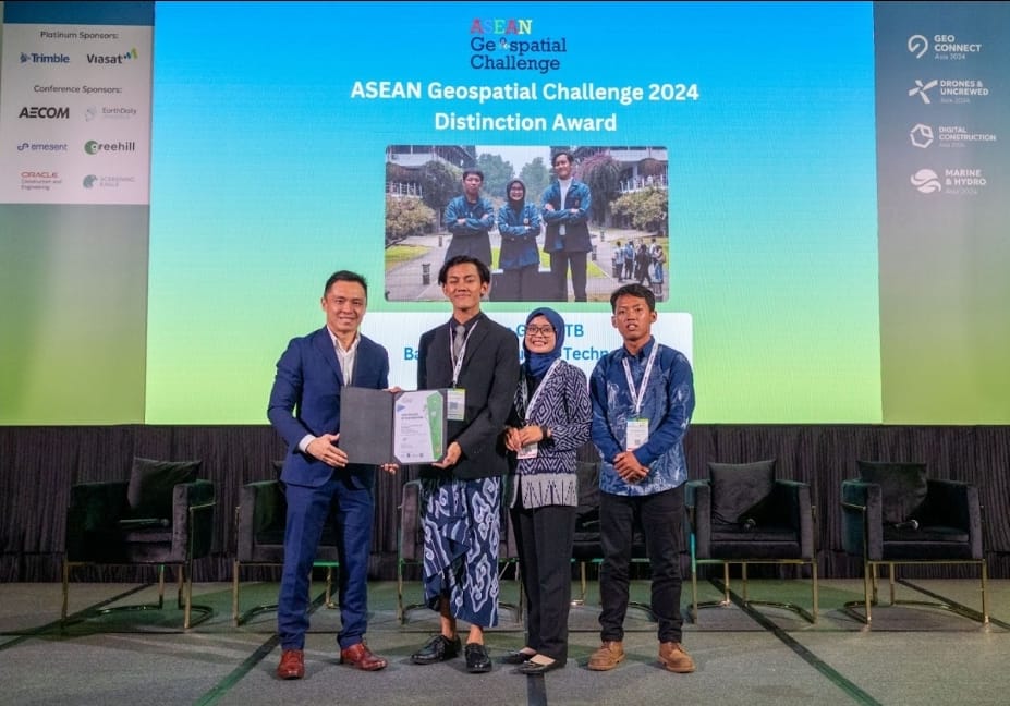 Tim Mahasiswa ITB Raih Medali Emas ASEAN Geospatial Challenge 2024, Angkat Isu Konservasi Gajah
