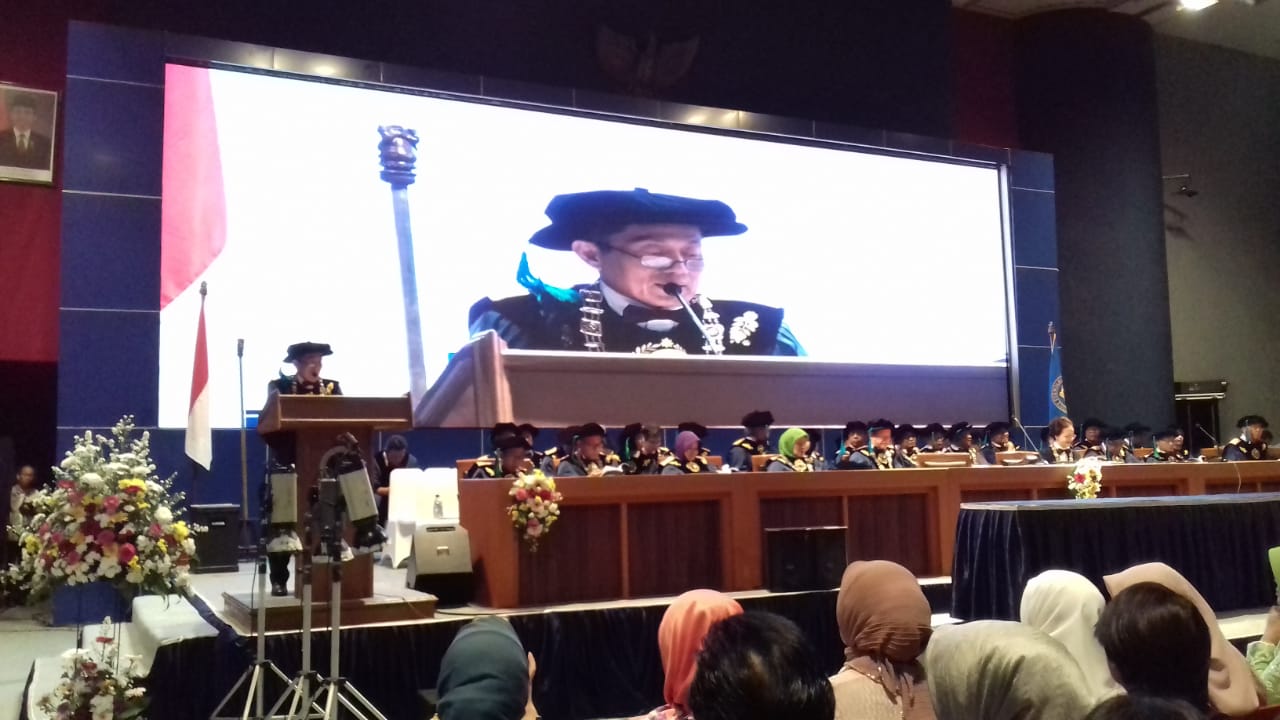 the-first-itb-graduation-ceremony-academic-year-20182019