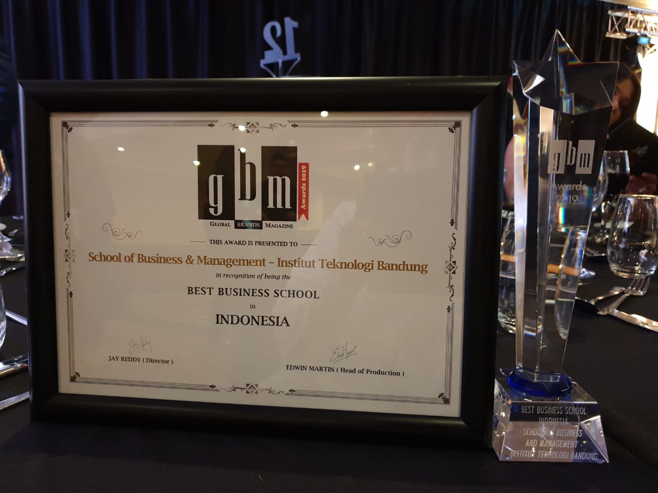 Sbm-Itb Pertahankan Penghargaan The Best Business School In Indonesia Selama Tiga Tahun - Institut Teknologi Bandung